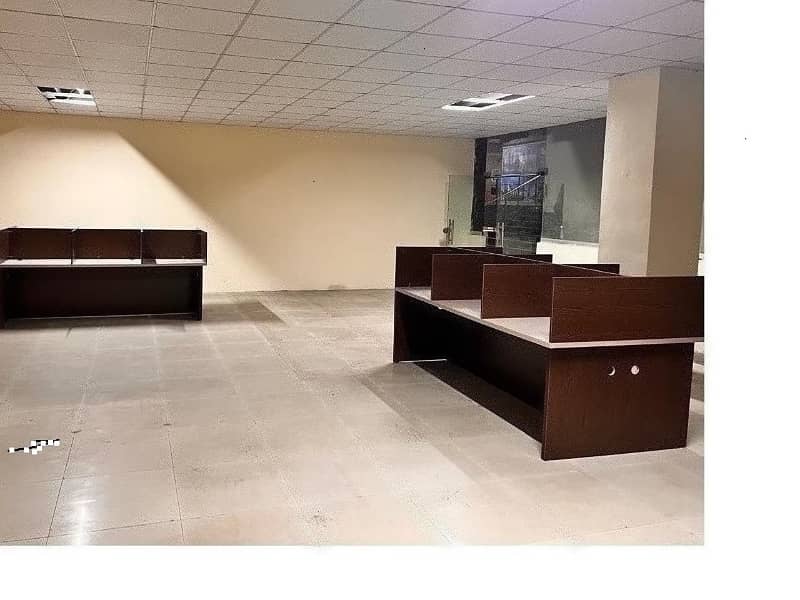 Area 1300 Square Feet Corporate Office Available For Rent On Reasonable Rent Gulberg 3 Lahore 0