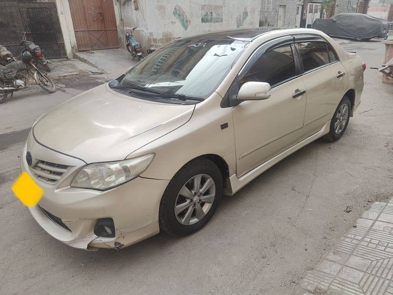 Toyota Corolla GLI 2012 auto 4