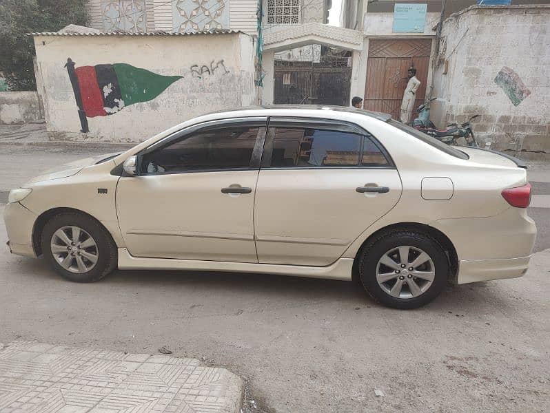 Toyota Corolla GLI 2012 auto 6