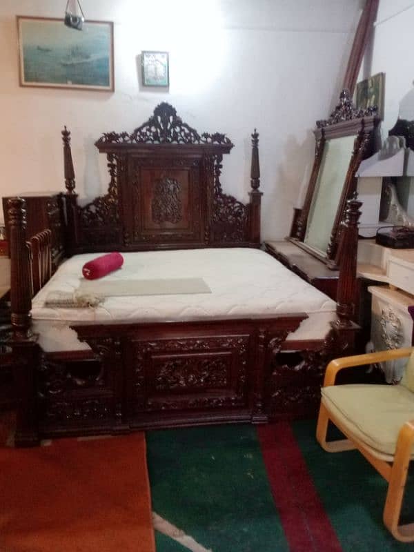 Complete wooden bed for sale 1