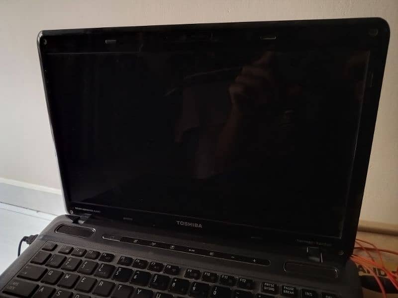 Toshiba core i5 1st gen with 256gb SSD with charger. 5