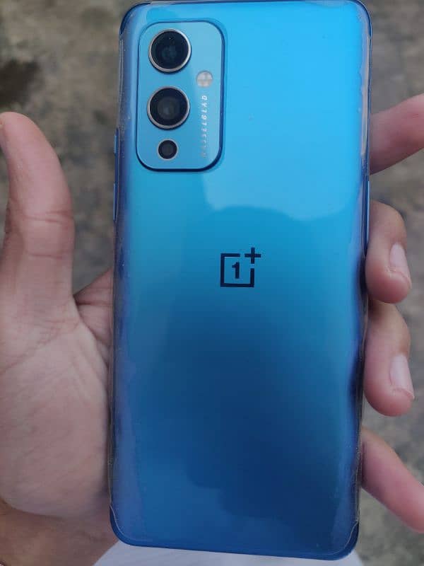 OnePlus9{12 256}10/10)03121618499watsapubg90fpswith65wOnePlus charger 8