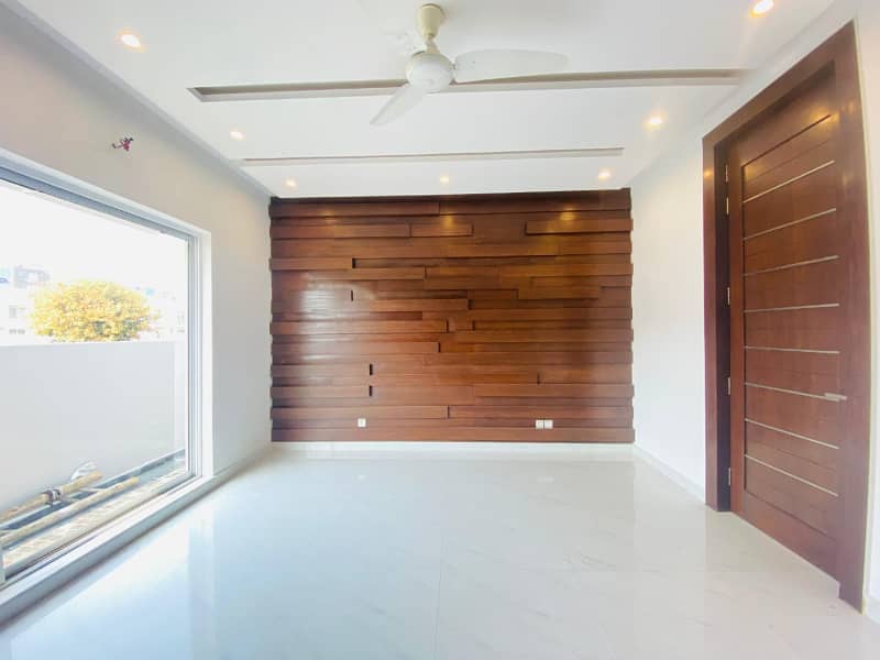 1 Kanal Modern Design Low Price Brand New Luxury Palace for rent in phase 6 16