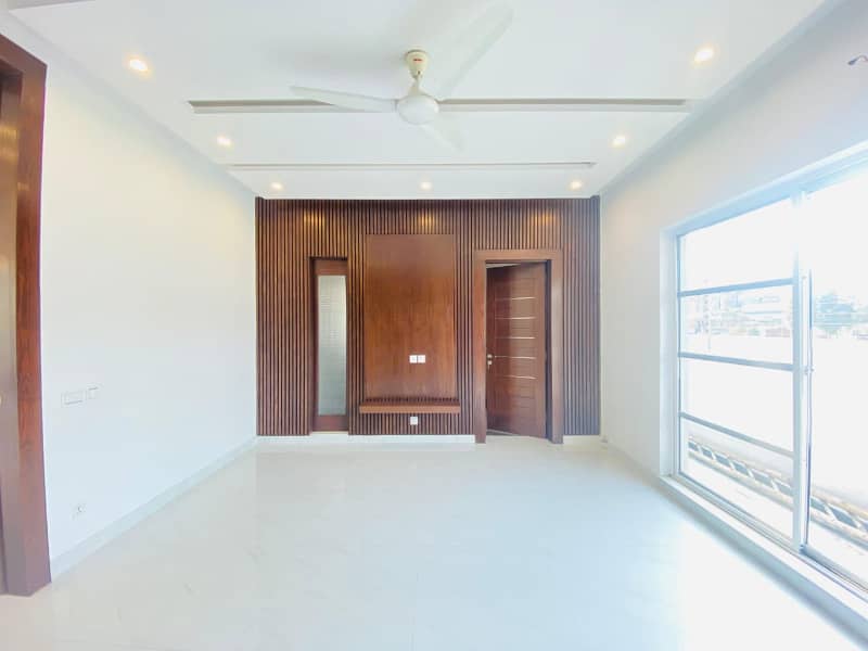 1 Kanal Modern Design Low Price Brand New Luxury Palace for rent in phase 6 20