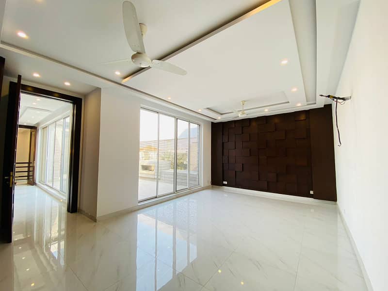 1 Kanal Modern Design Low Price Brand New Luxury Palace for rent in phase 6 43