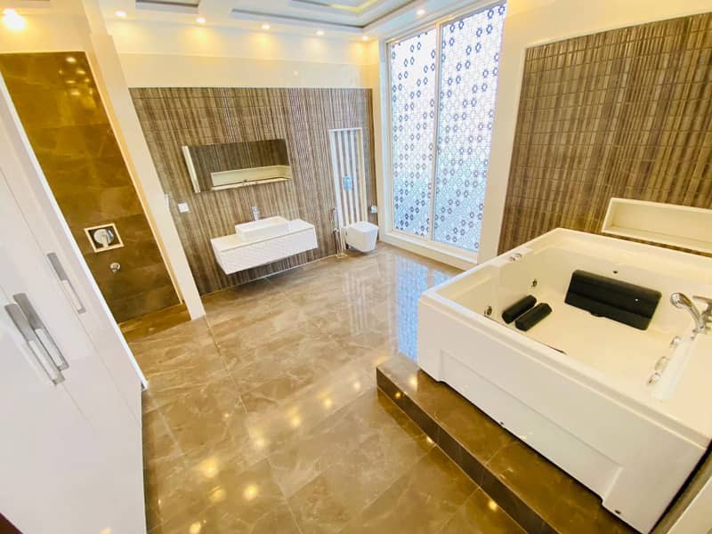 1 Kanal Modern Design Low Price Brand New Luxury Palace for rent in phase 6 45