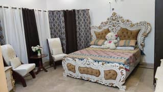 Beautiful Bed Set for sale