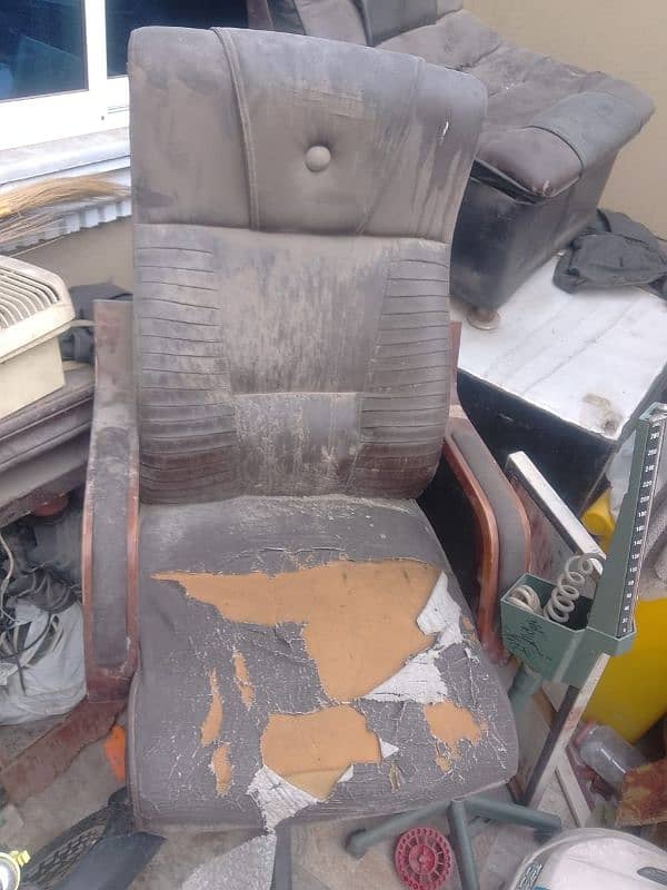 office executive chair 0