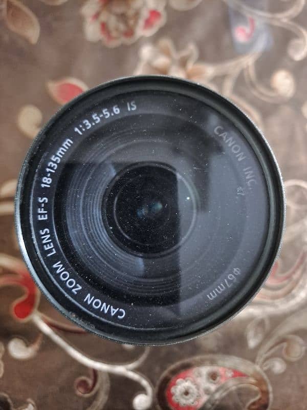 Canon EF-S 18-135mm lens 1