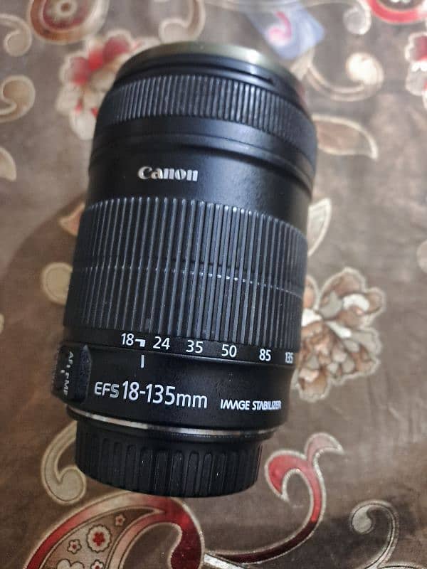 Canon EF-S 18-135mm lens 2