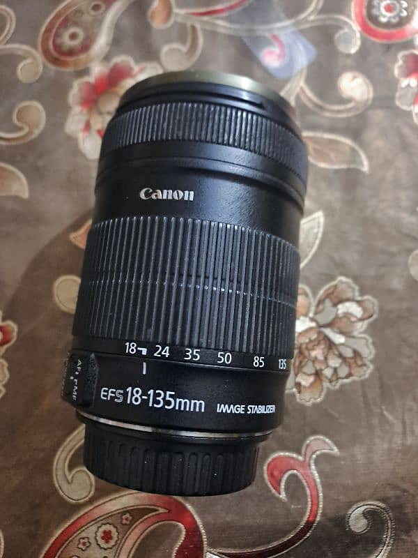 Canon EF-S 18-135mm lens 3