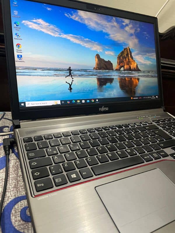 Fujitsu lifebook i5 6th gen E 756 (brand new ) 3