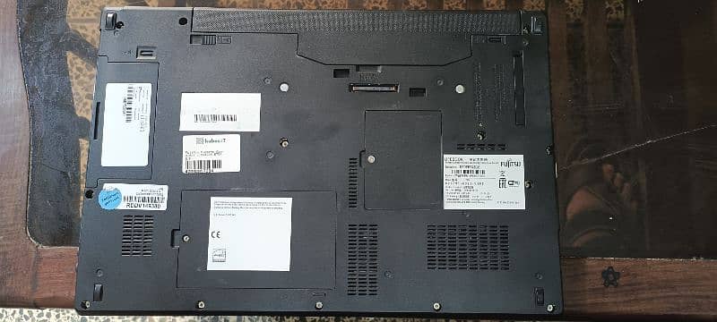 Fujitsu lifebook i5 6th gen E 756 (brand new ) 5