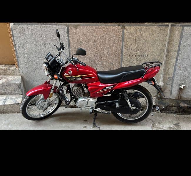 Yamaha YB 125z 0