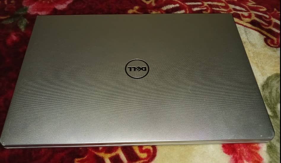 Dell Inspiron 5558 15.6" Touch 8GB/1TB 4