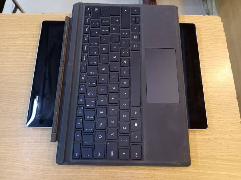 MICROSOFT SURFACE PRO 4 I5 7TH GEN 0