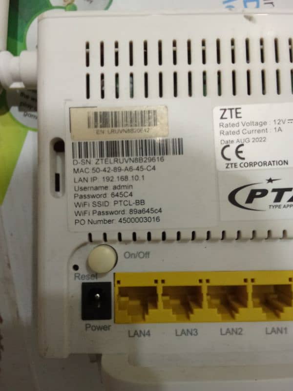 PTCL ZTE ROUTER/Modems  high 2 antenna 300mbps 4