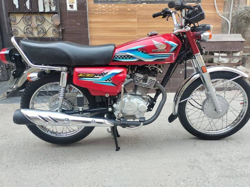 Honda 125 model 2024 all punjab number new condition 0