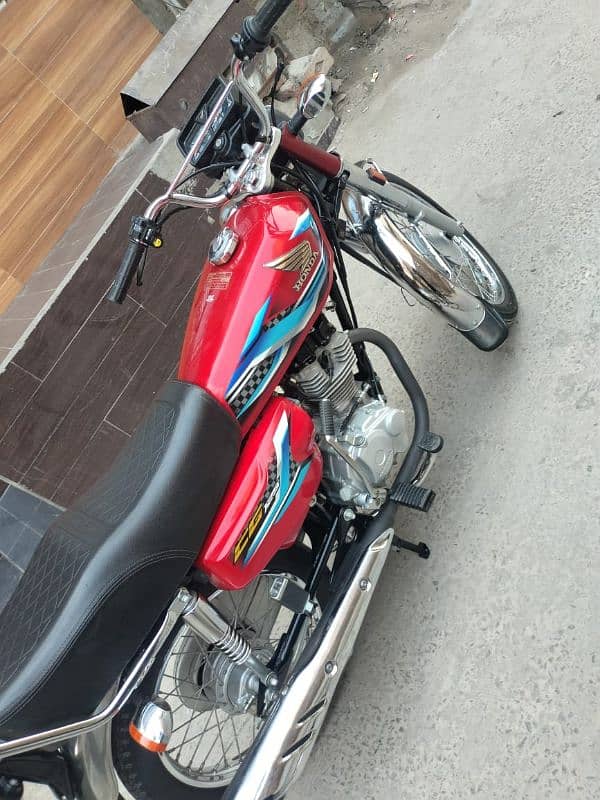 Honda 125 model 2024 all punjab number new condition 11