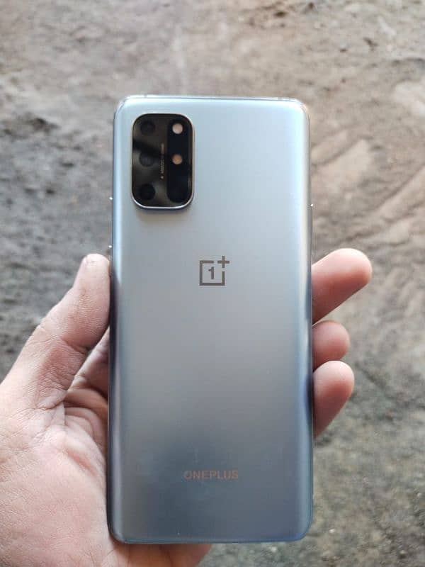 one plus 8T 1