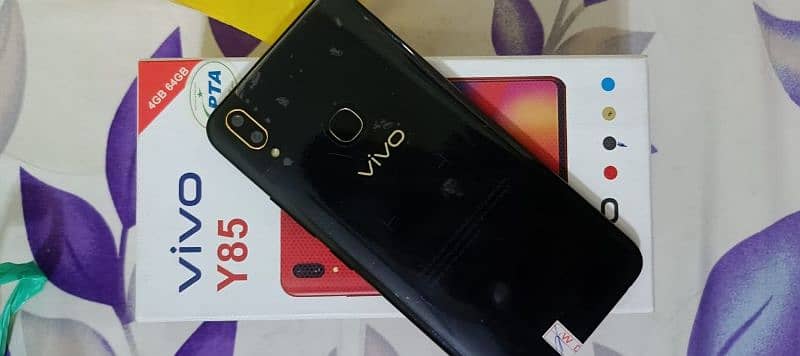 Vivo Y85 4/64GB 1