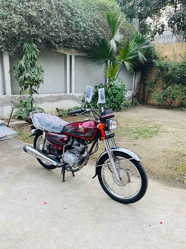 Honda CG125 2023Model NEW condition total original best for 2024 2