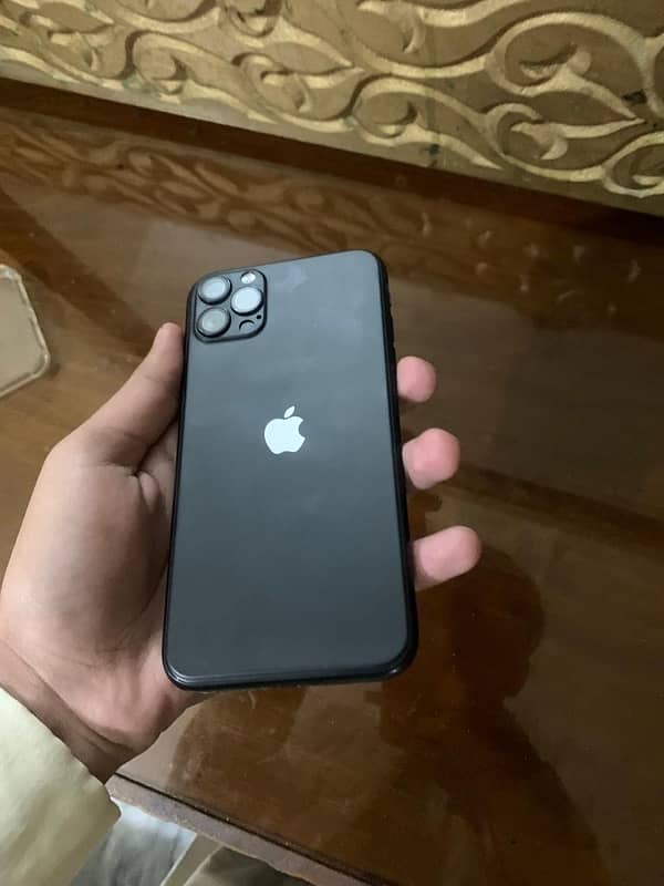 iPhone Xr 0