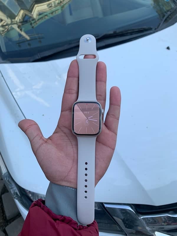 Apple watch Series 9 45MM  GOLD 1