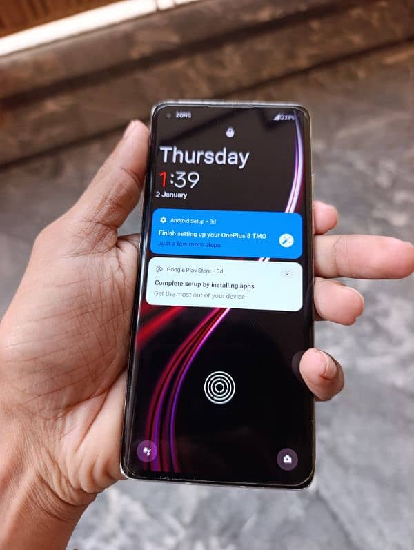 OnePlus 8 5G 1