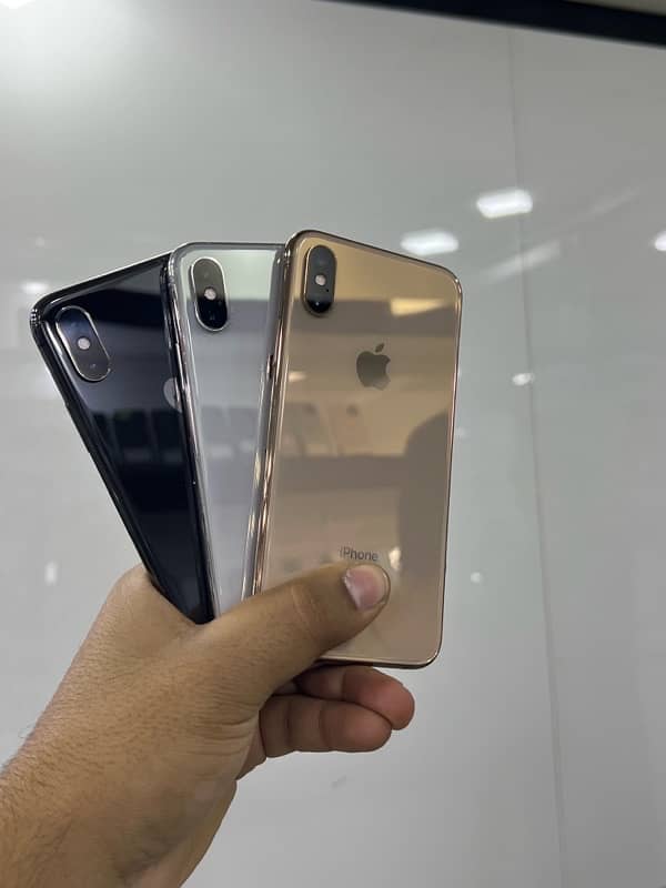 IPHONE XS 64GB 2