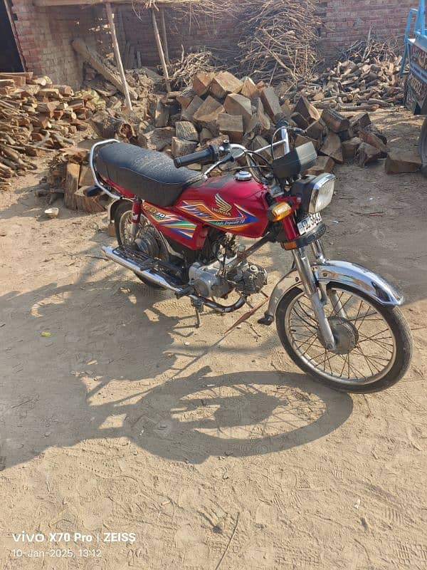 Honda 70 saf condition Koi masla nahi copy kagaj pure 0315,7210,583 3