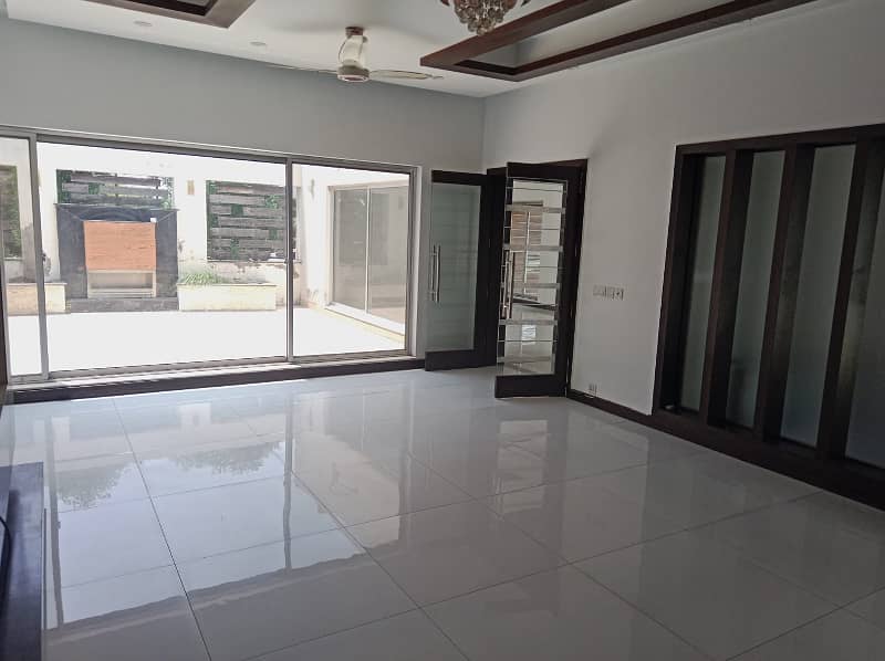 1 Kanal Upper Portion For Rent in DHA Phase 3, Block W, Lahore Cantt. 10