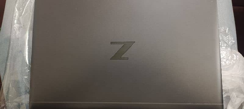 HP_ZBook* firefly G7  i5 10th gen 4