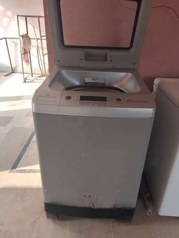 Automatic washing machine/ one touch machine 1