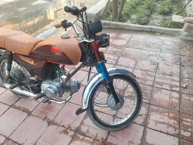 good condition Honda bike 31/12/2011 model 03018688603 1