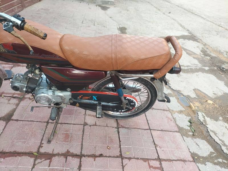 good condition Honda bike 31/12/2011 model 03018688603 2