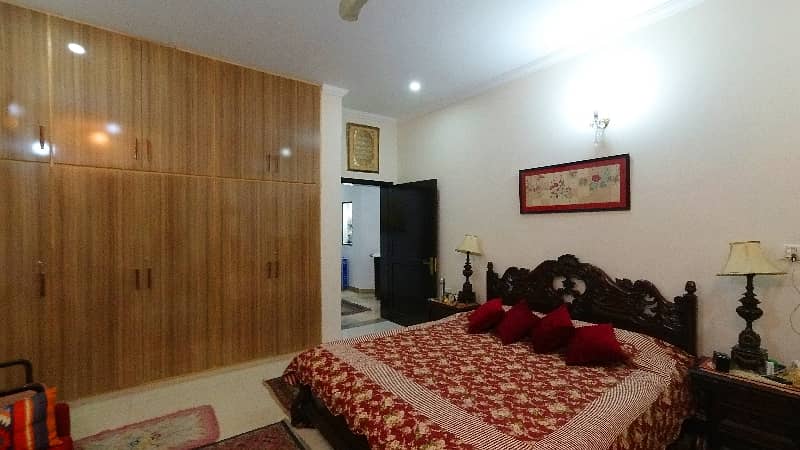 1 Kanal House In Up For Sale In M Block Phase 1 24