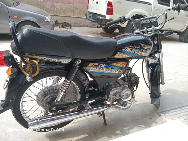 SUPER STAR 70CC VERY LOW MILAGE ALMSOT NEW 1