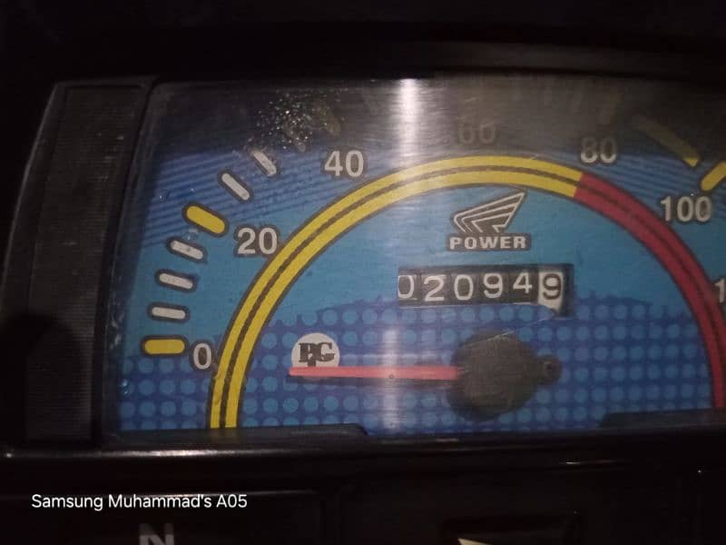 SUPER STAR 70CC VERY LOW MILAGE ALMSOT NEW 7