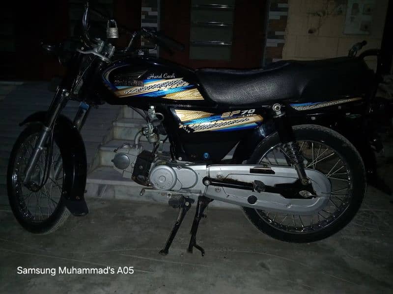 SUPER STAR 70CC VERY LOW MILAGE ALMSOT NEW 12