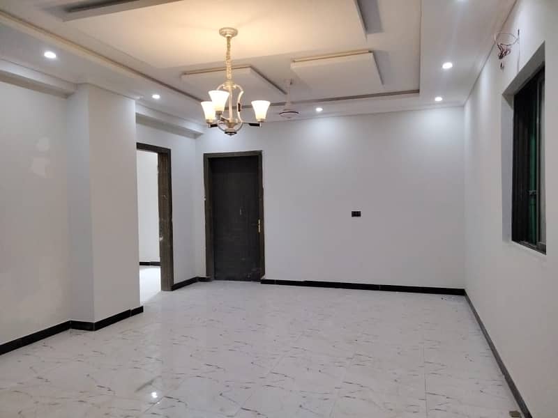 3 Bedroom Unfurnished Apartment Available For Rent In Madina Tower 0