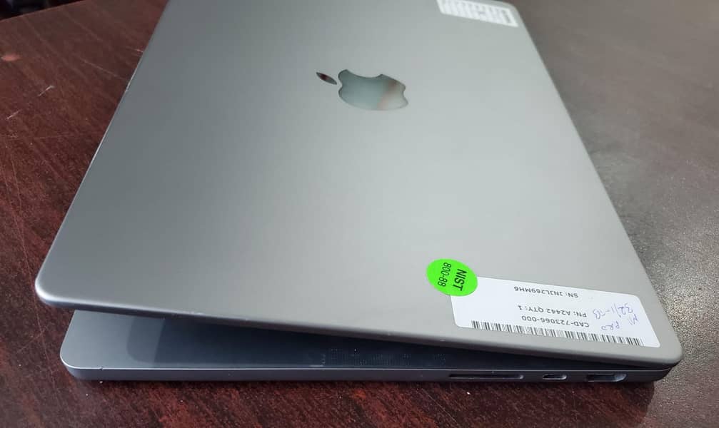 CTO MACBOOK M1 PRO 2021 14" 32GB RAM 1TB SSD  APPLE CARE PLUS 3