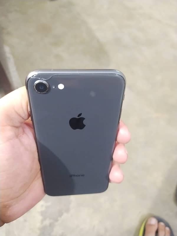 iPhone 8 64 non pta 4