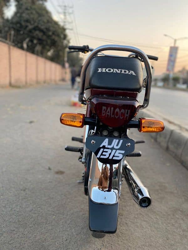 Honda CD 70 for Sell only Whatsapp 03168577331 5