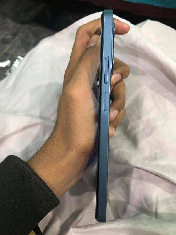 Realme C63 6/128 Blue colour 6