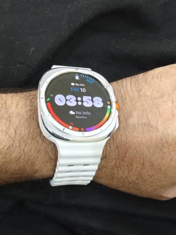 Samsung Galaxy Watch Ultra 0