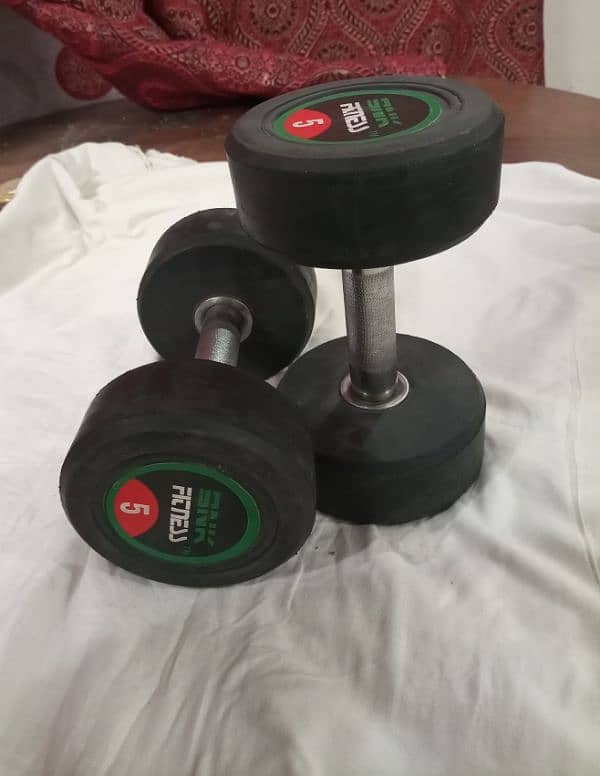 Snk fitness quality brand Dumbels. 2