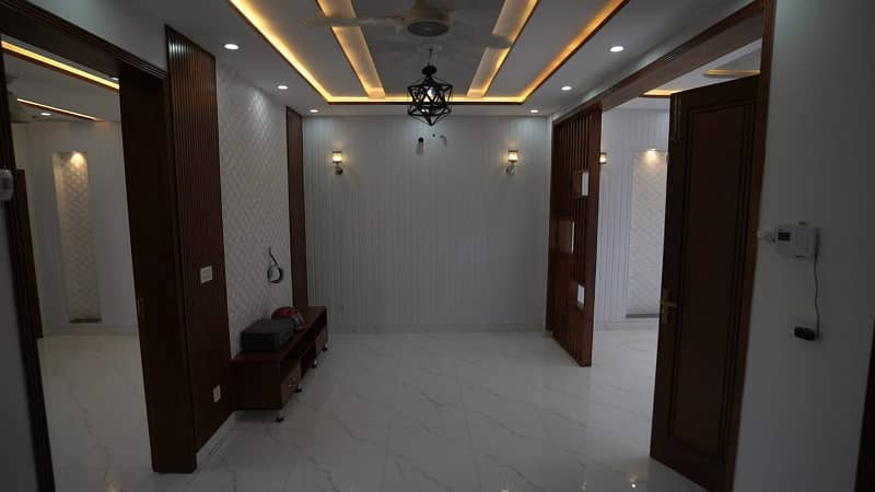 80 FEET ROAD 5 MARLA BRAND NEW MODREN DESIGN HOUSE FOR SALE IN VERY REASONABLE PRICE 20