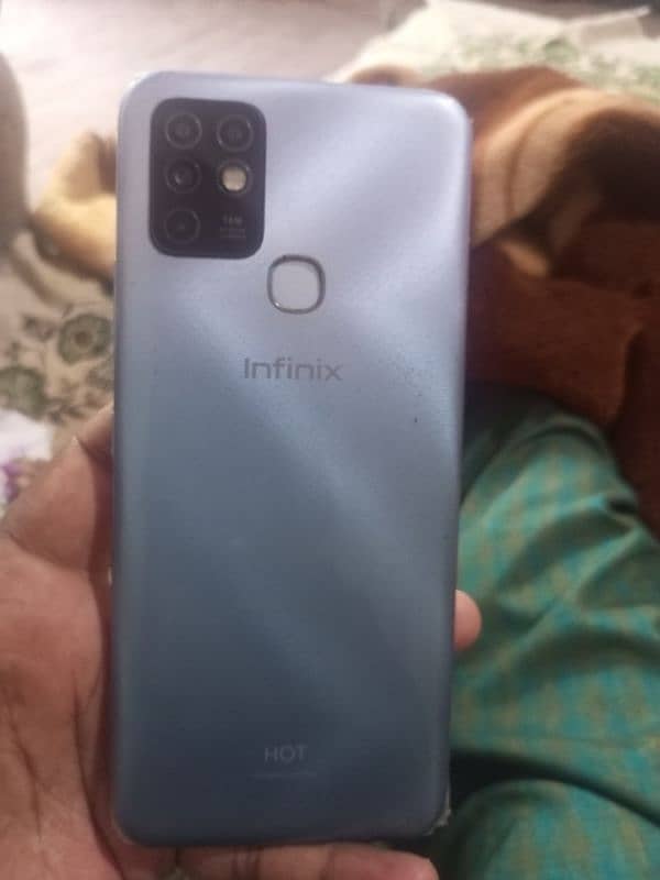 infinix hot 10 4 128 03704467433 3