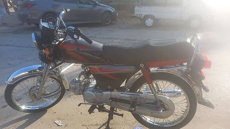 Honda CD 70 Bike Used 7